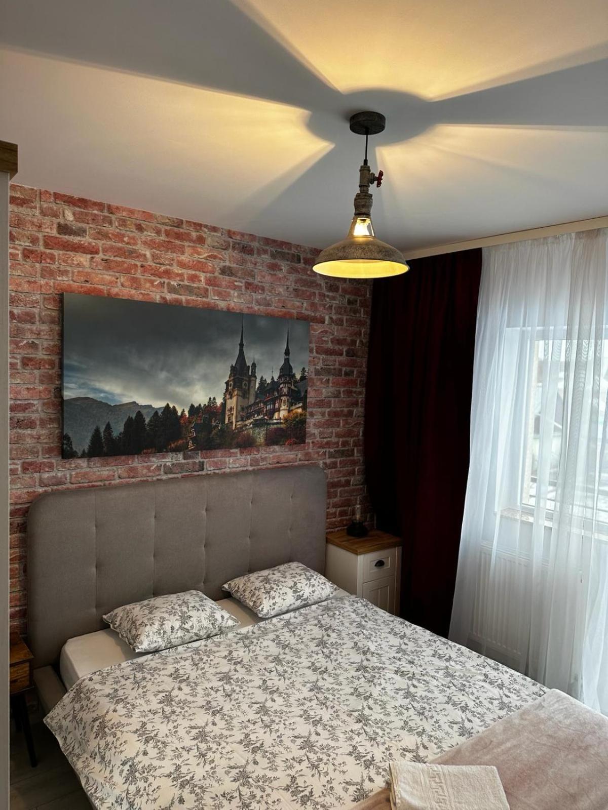 Apartemen 56 m² dengan 1 kamar tidur dan 1 kamar mandi pribadi di Centru Suceava Bagian luar foto